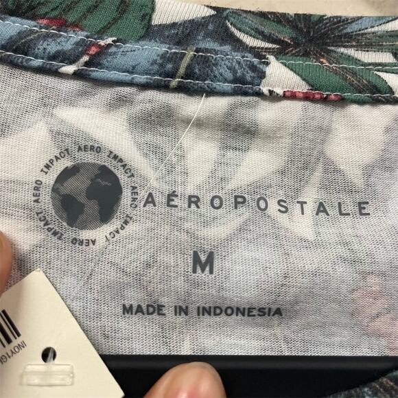 Aeropostale Men's Tropical Floral Graphic Tee Multicolor Size M - Picture 5 of 8